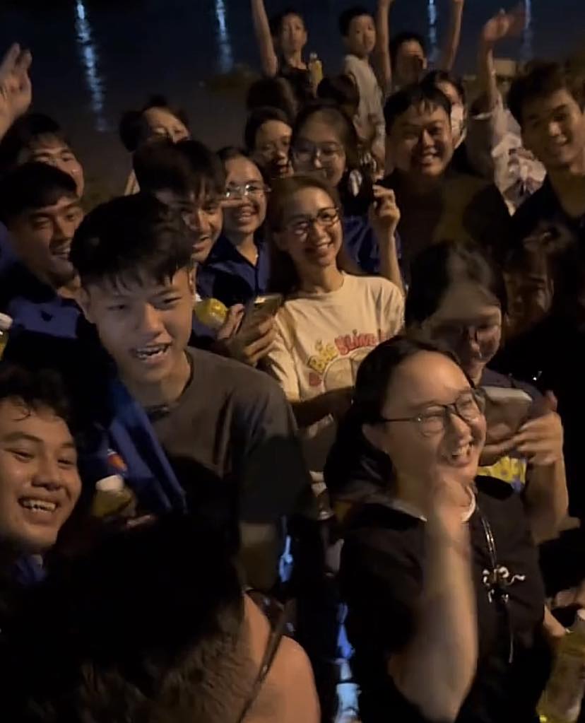 Hoà Minzy lại vậy nữa rồi!- Ảnh 1.