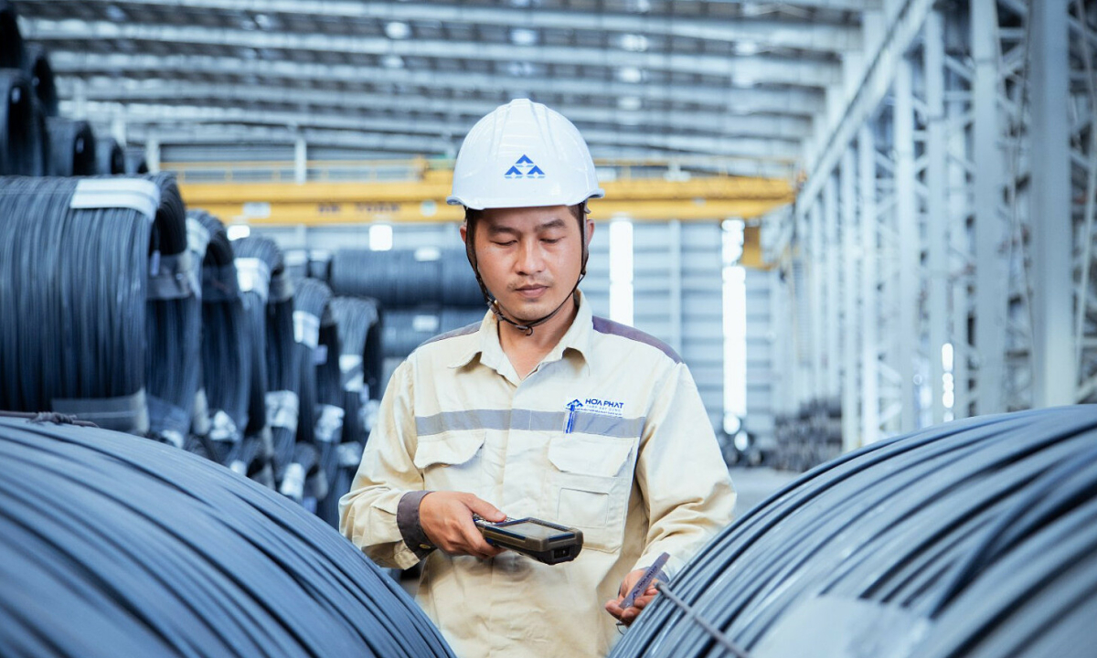 Hoa Phat vay gan 100000 ty dong