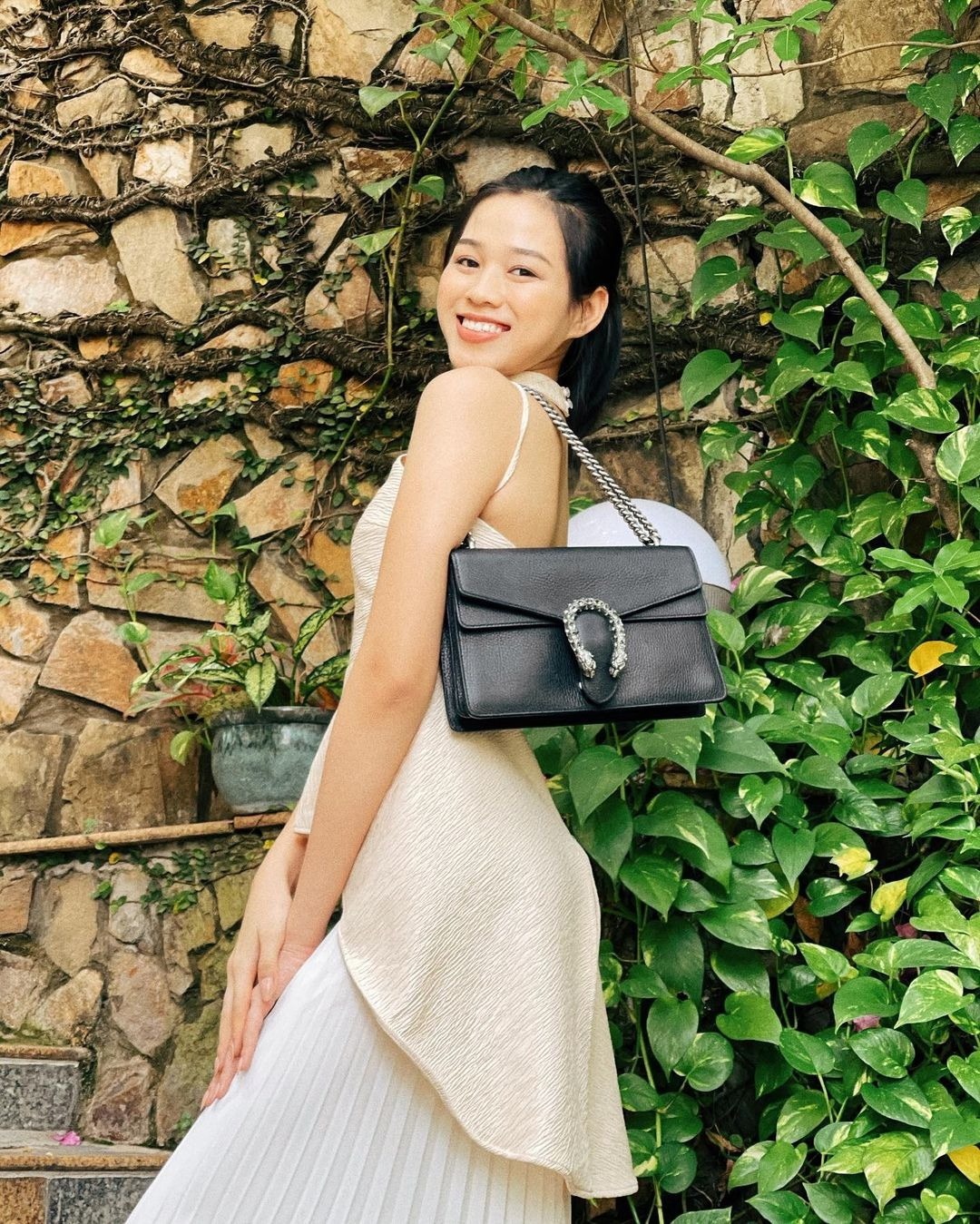 Hoa hậu Đỗ Hà: Khởi đầu từ Gucci, lên đời bằng Hermès- Ảnh 1.