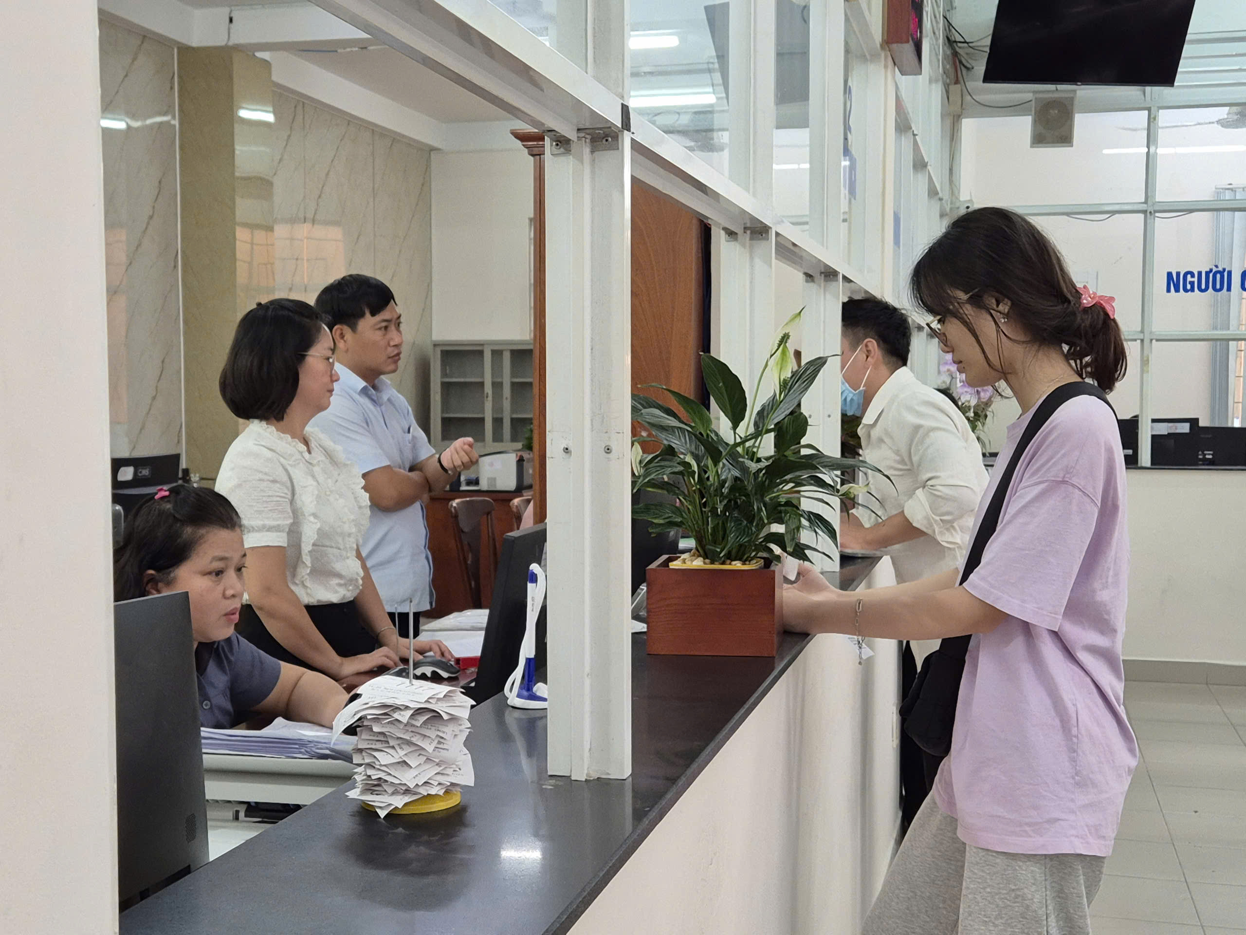 Hoàn thành bố trí vị trí việc làm đối với công chức chậm nhất ngày 1-7-2027 - Ảnh 1.