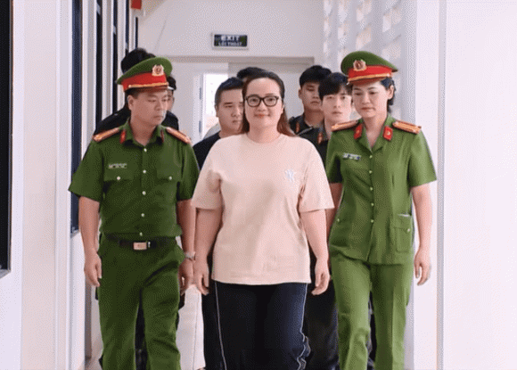 Hoàng hường bị bắt, Hoàng Hường đối diện mức án nào