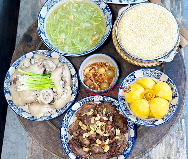 Cơm tối cực ngon miệng.