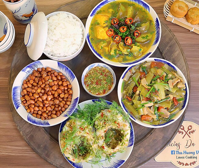 Bữa tối ngon miệng, đưa cơm.