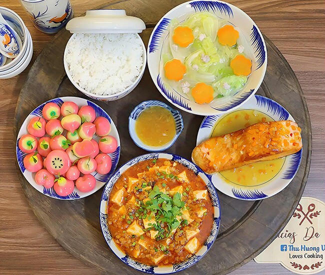 Hôm nay nấu gì: Cơm tối chỉ 3 món nhưng cực ngon 1 Mâm cơm vừa ngon lại dễ nấu.