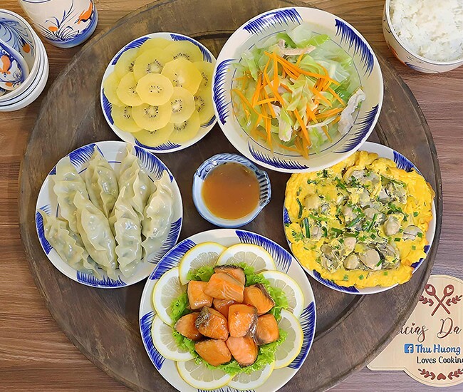 Cơm tối ngon miệng, ai thấy cũng thích.