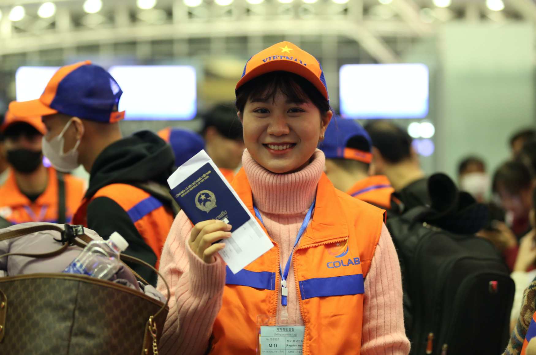 Hơn 155.000 lao động Việt "đổi đời", mang về 17.000 tỉ đồng kiều hối mỗi năm 1 Hơn 155.000 lao động Việt Nam đổi đời nhờ mô hình phái cử phi lợi nhuận - Ảnh 1.