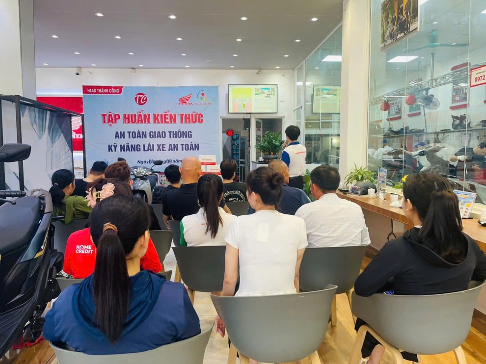 Honda Việt Nam tuyên dương các HEAD đào tạo an toàn giao thông xuất sắc quý III - 1