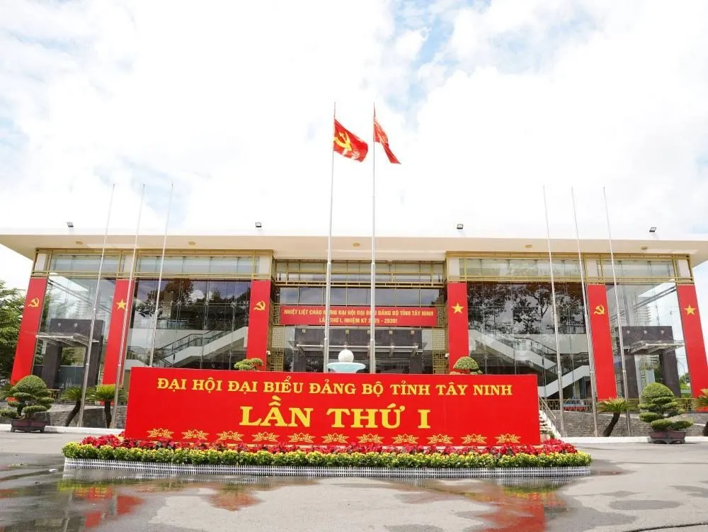 hướng đến tầm cao mới.jpeg