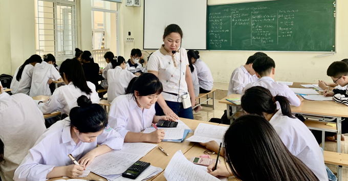 Học sinh trường Tiểu học và THCS Bần Yên Nhân, Hưng Yên, ôn thi vào lớp 10 năm 2024. Ảnh: Báo Hưng Yên