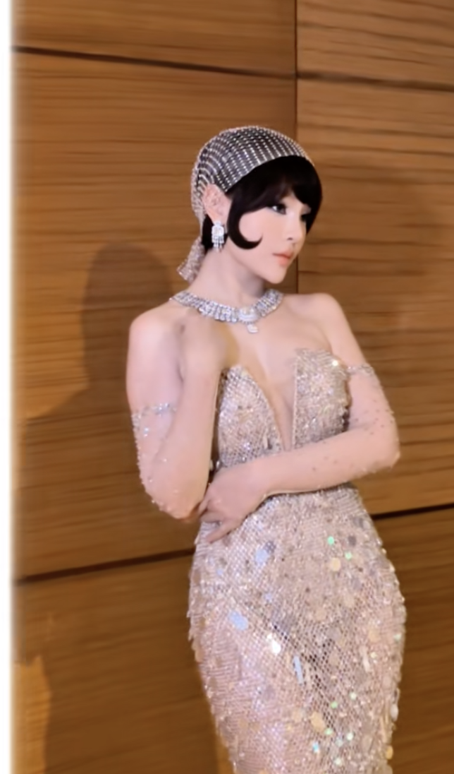 Đây mà là Huyền Baby? - Ảnh 1.