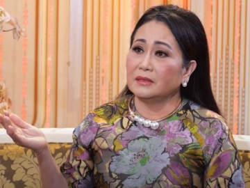 Nghệ sĩ Thanh Hằng vừa hát xong, khán giả đã dọn sẵn đò đưa con gái cô đi bệnh viện