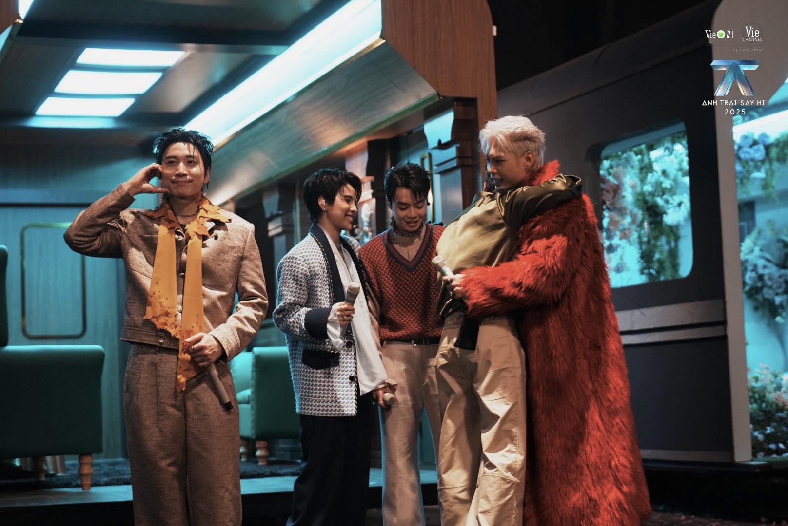 Karik “lụy tình”, kể lý do chia tay người cũ: 54 giây thành hit hot nhất Anh Trai Say Hi!- Ảnh 1.