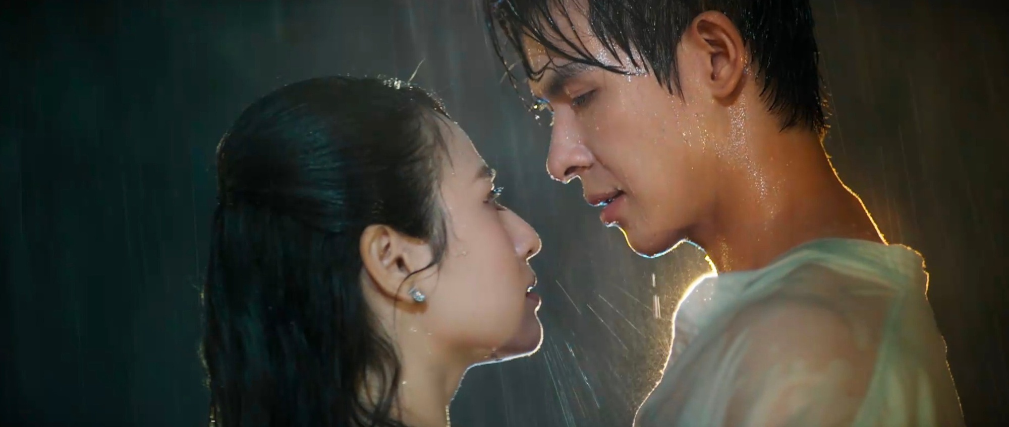 Khán giả đòi Dennis Đặng dừng đóng phim ngay lập tức- Ảnh 2.