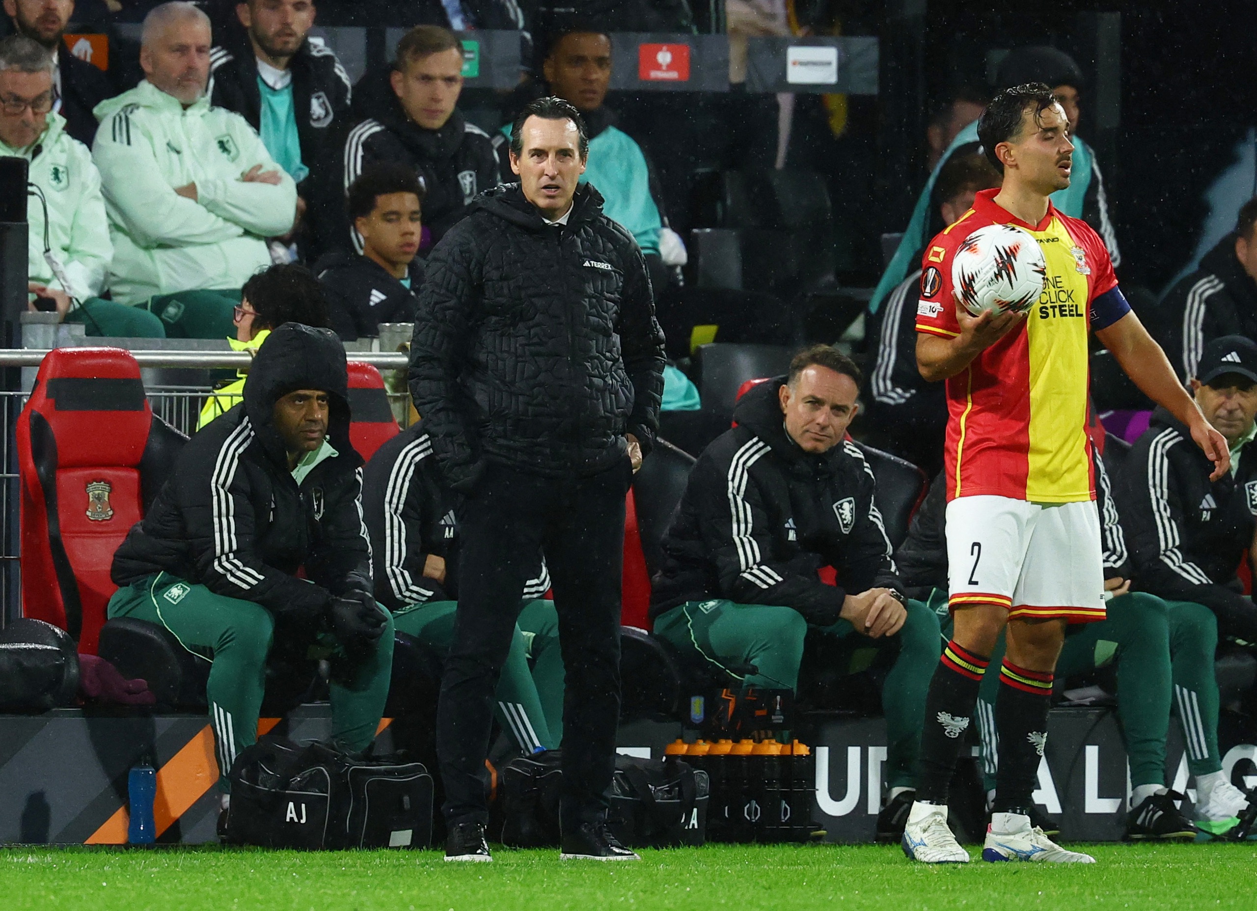 Nhận định Aston Villa vs Man City: Khi 'pháo đài' Villa Park thách thức đế chế xanh - Ảnh 2.