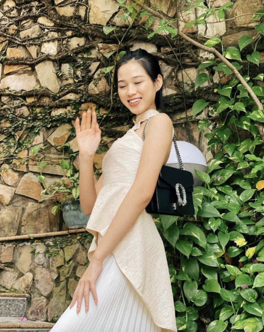 Hoa hậu Đỗ Hà: Khởi đầu từ Gucci, lên đời bằng Hermès- Ảnh 2.