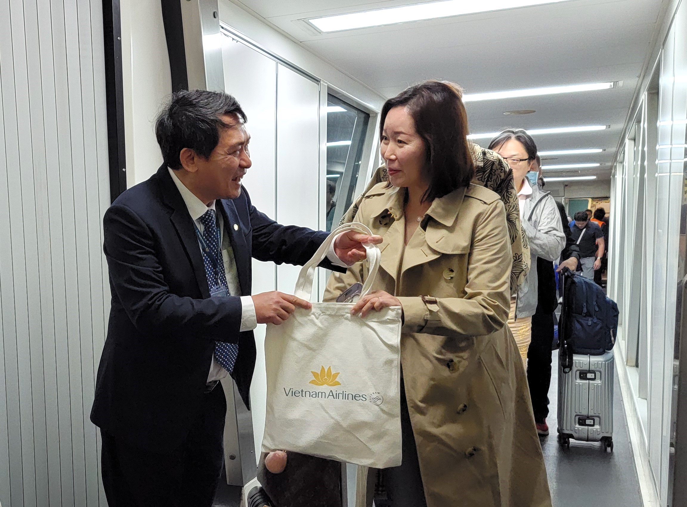 Khôi phục, mở mới loạt đường bay quốc tế đến Châu Á- Ảnh 1.