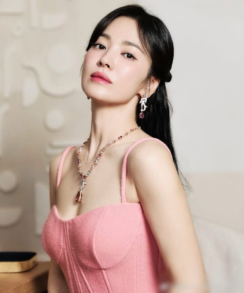 Song Hye Kyo trẻ đẹp.