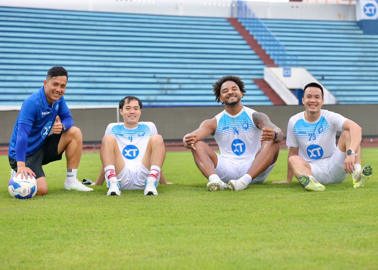 Người hùng thầm lặng phía sau chức vô địch V-League của Nam Định: Không có anh ấy, thì…- Ảnh 1.