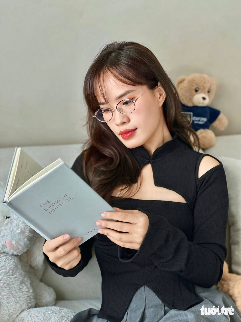 Không tốn thời gian hóng drama, làm gì buổi tối cho hữu ích? 1 phát triển bản thân - Ảnh 1.