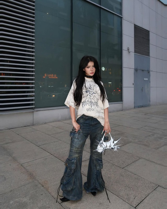 Khuấy động phong cách đường phố với quần túi hộp- Ảnh 1. Khuấy động phong cách đường phố với quần túi hộp- Ảnh 1.