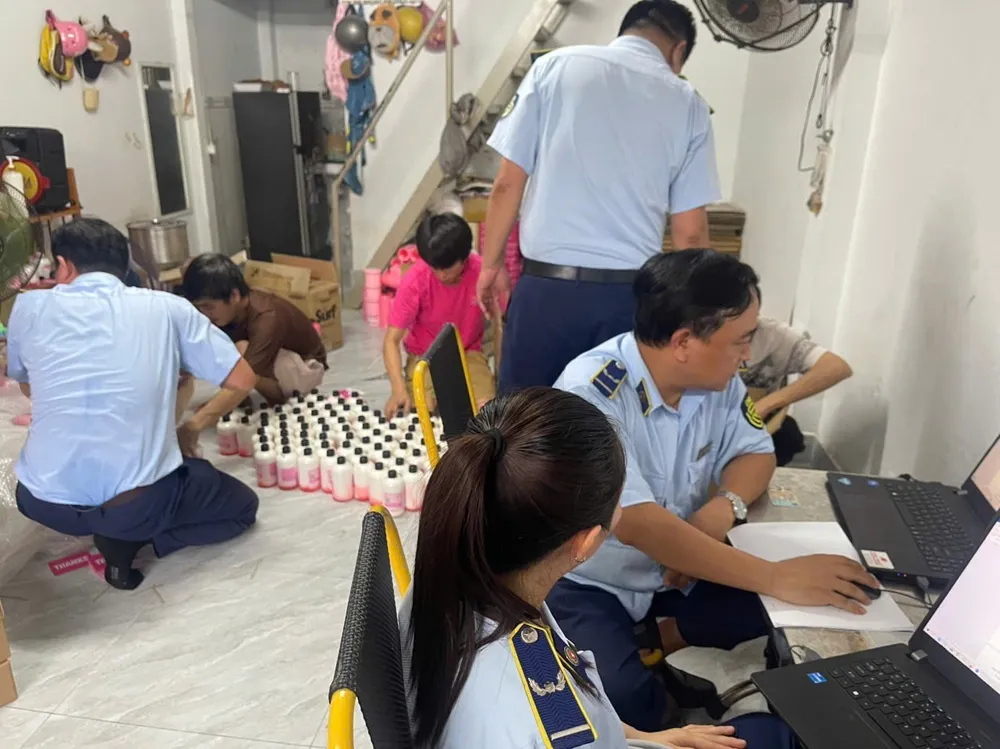 Kiến nghị định danh tài khoản bán hàng trên Facebook, Zalo để chống hàng giả ảnh 1 định danh người bán hàng online