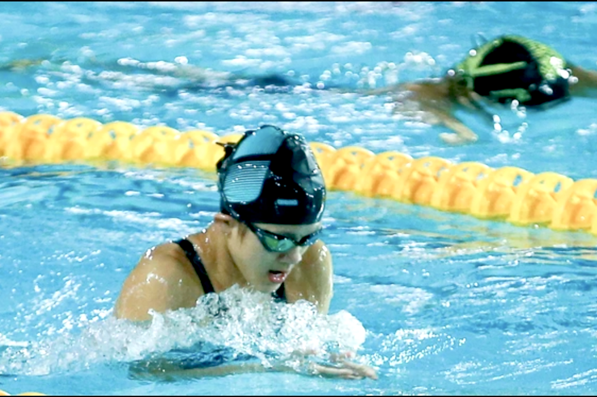 Kình ngư trẻ tỏa sáng - Ảnh 1.