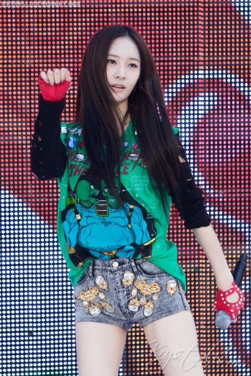 Huyền thoại visual cũng có ngày bị chê tơi bời, 1 thay đổi trên khuôn mặt có đáng bị chỉ trích?- Ảnh 4.