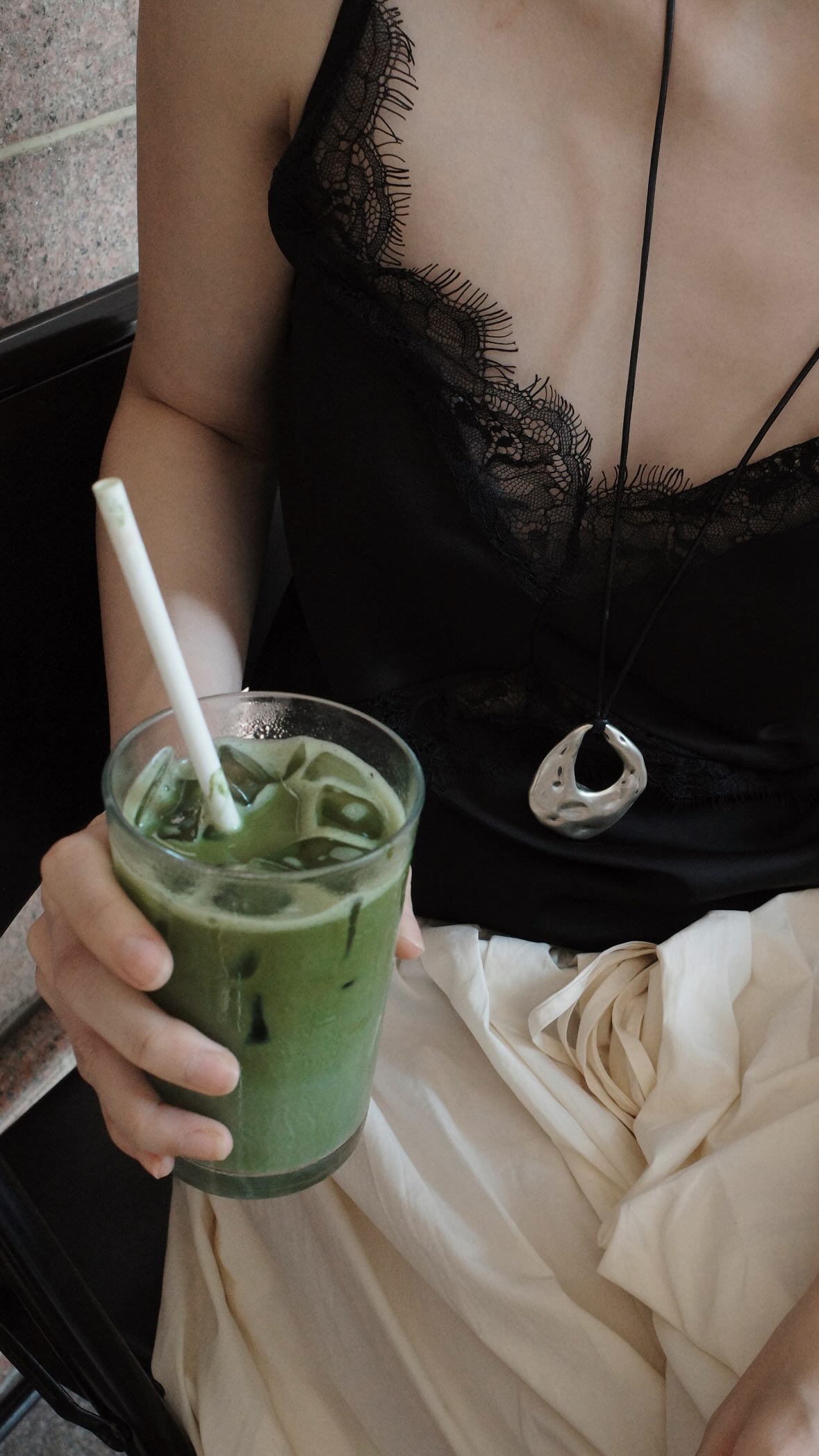 Lê Hà Trúc, Thạch Trang gặp bão ngày comeback- Ảnh 2.