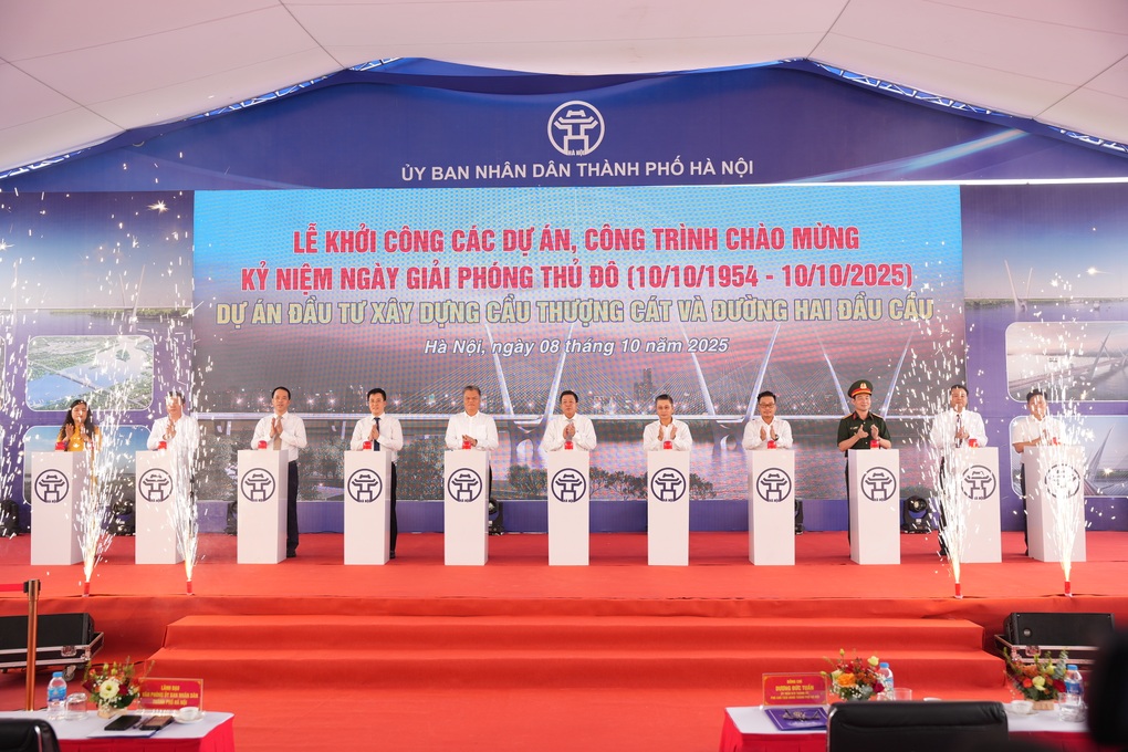 Liên danh Trungnam EC thi công cầu Thượng Cát và đường dẫn hai đầu cầu - 1