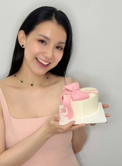 Hoa hậu Thùy Lâm đón tuổi 38 hồi tháng 9.