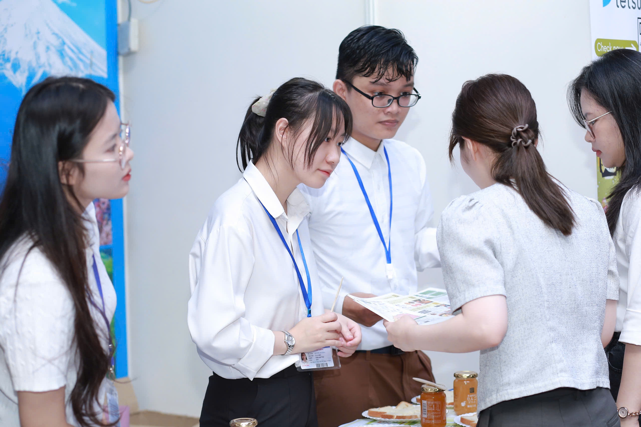 Lời giải cho "thanh niên 3 không" 1 Lời giải cho