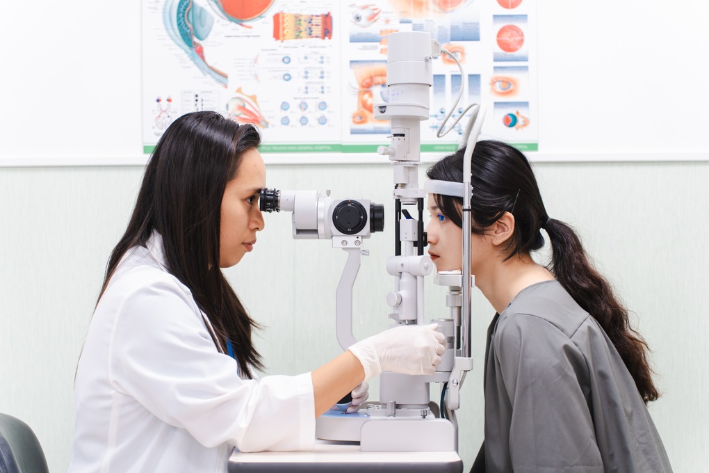 Lựa chọn phương pháp mổ cận an toàn: Góc nhìn từ chuyên gia - 1