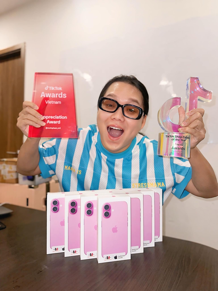 Lùm xùm từ thiện Phạm Thoại và mẹ Bắp: Hãng kiểm toán chưa thể xác minh đầy đủ dòng tiền giao dịch - Ảnh 1.