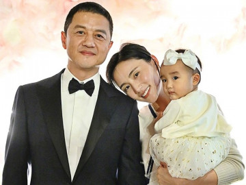 Ly hôn hơn 10 năm, Lý Á Bằng vẫn không quên được Vương Phi, vợ cũ nói 1 câu gây chú ý