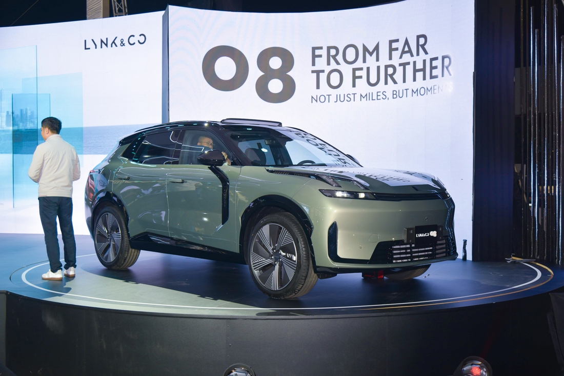 Lynk & Co 08 - Ảnh 1.