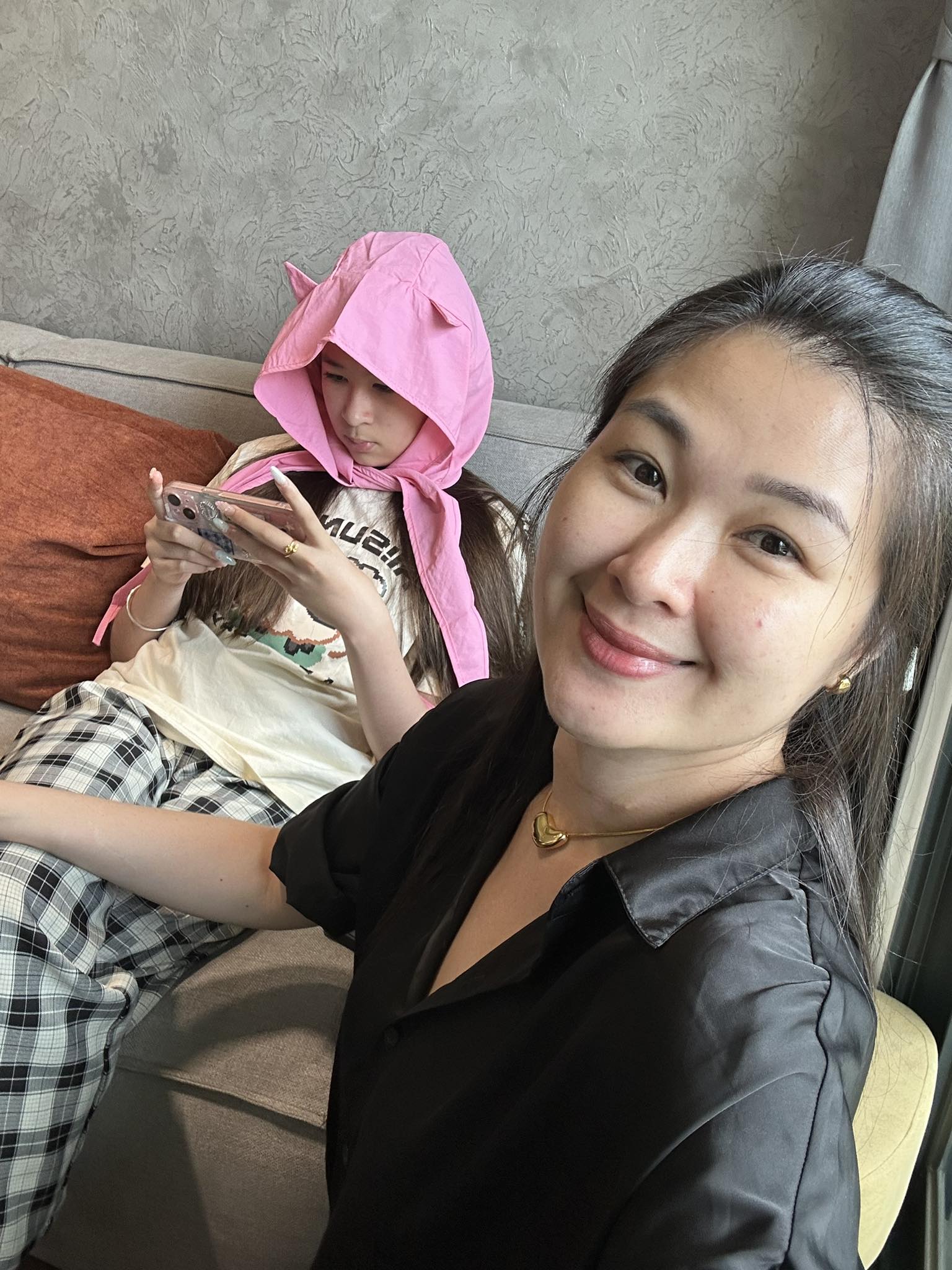 Á hậu Việt không cưới, sinh con với nam diễn viên 1 đời vợ, ở 12 năm rồi chia tay, cuộc sống ra sao? - Ảnh 4.