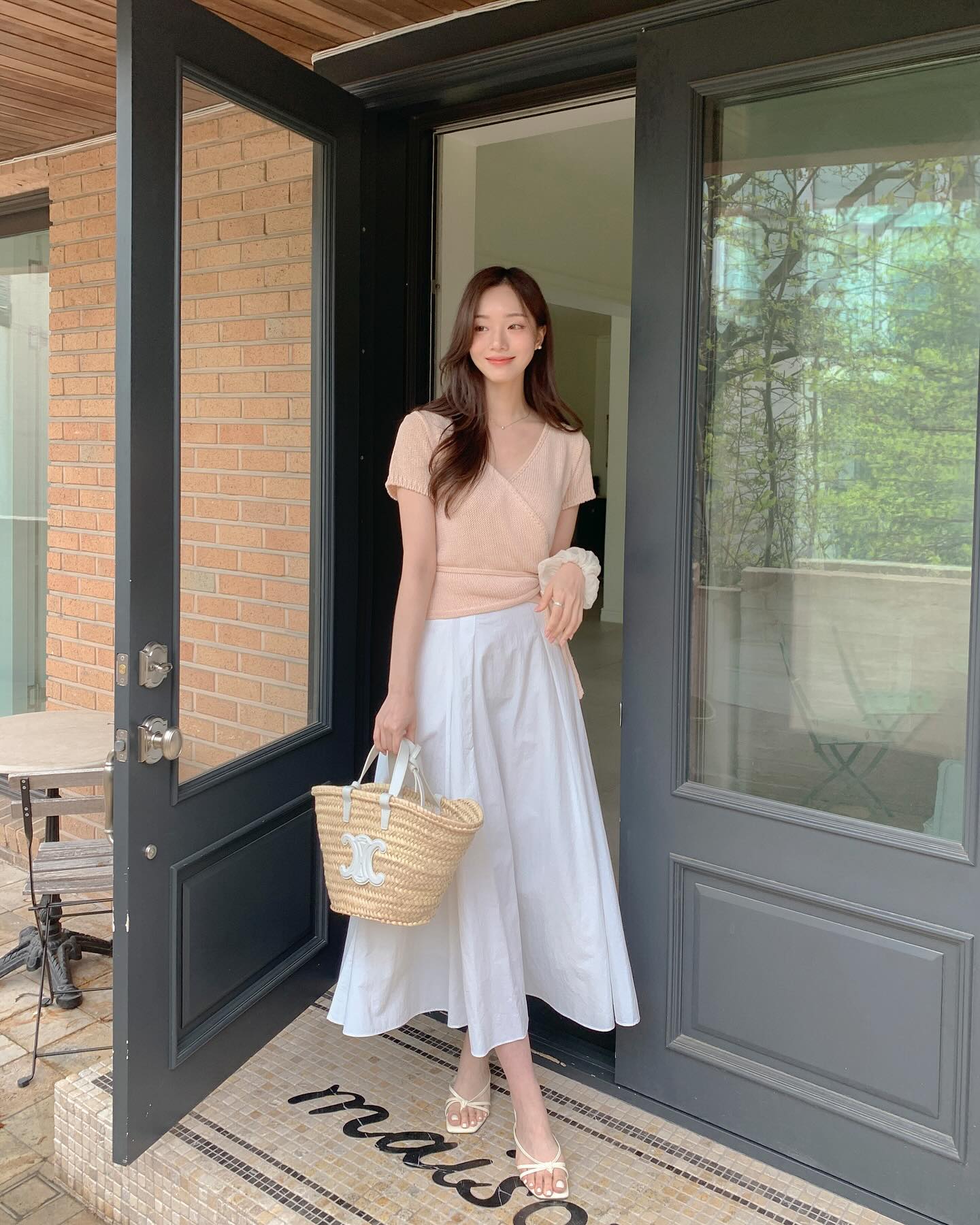 Mac chan vay 5 ngay 1 tuan toi tim ra