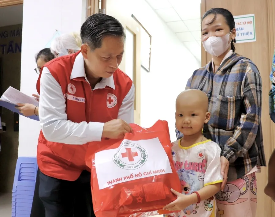 hoàn cảnh khó khăn (1).jpg