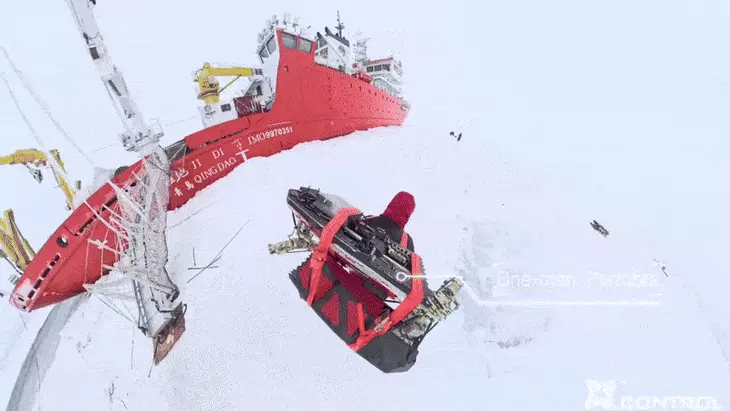 Máy bay có thể gấp gọn chỉ to cỡ va li, còn biến được thành xuồng trên mặt nước - Ảnh 2.