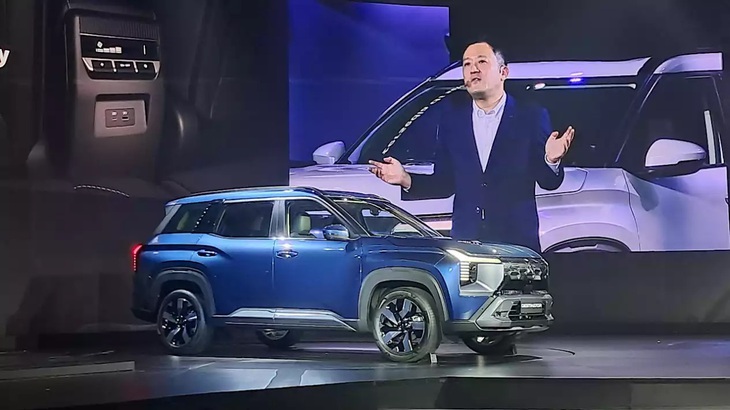 Mitsubishi Destinator - Ảnh 1.