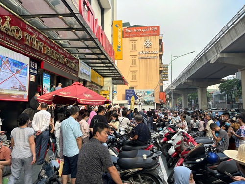 Mở sàn giao dịch vàng giúp ổn định thị trường vàng trong nước - Ảnh 1.