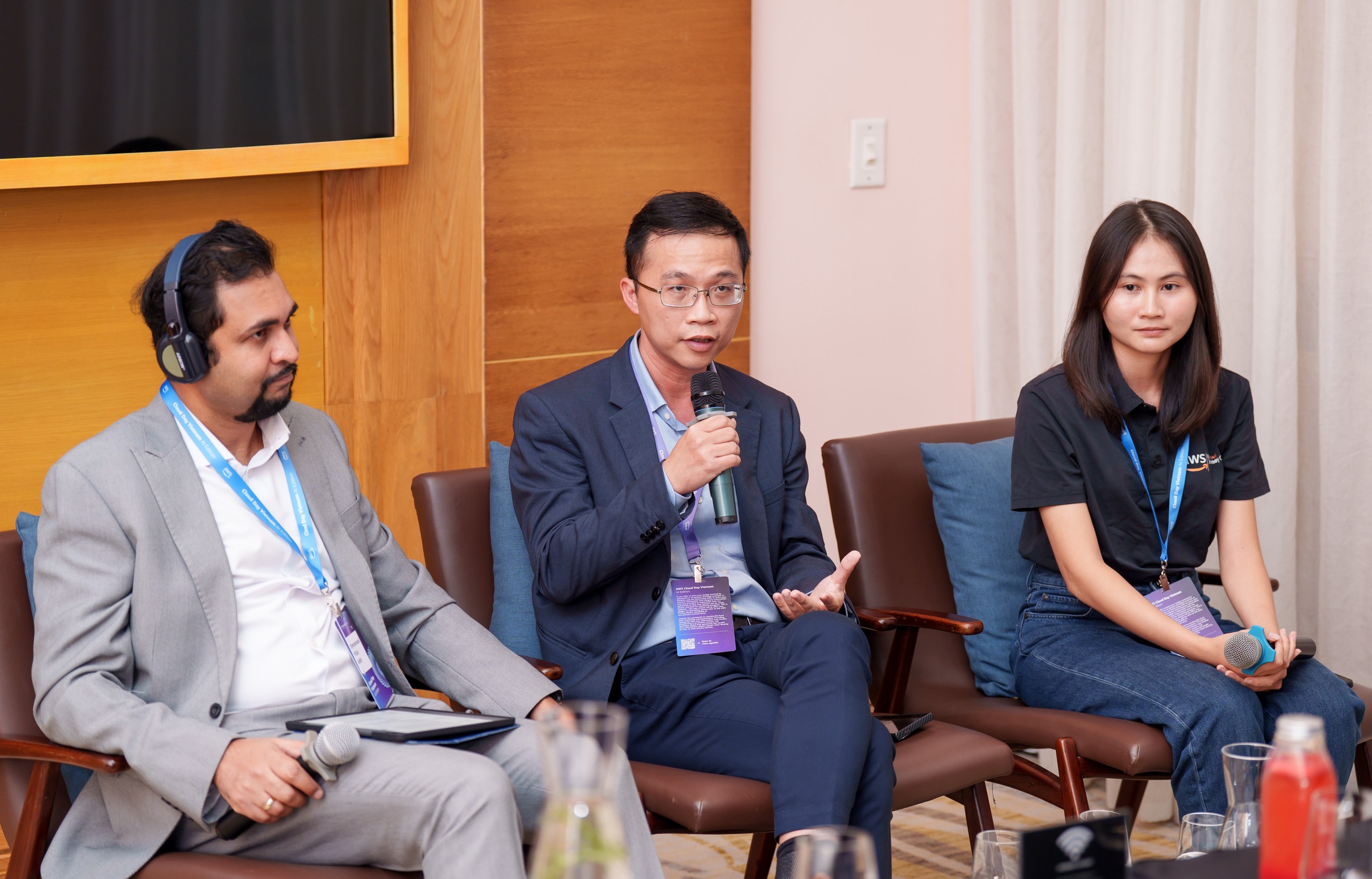 Mỗi giờ có hơn 5 doanh nghiệp Việt bắt đầu dùng AI - Ảnh 2. Mỗi giờ có hơn 5 doanh nghiệp Việt bắt đầu dùng AI - Ảnh 2.