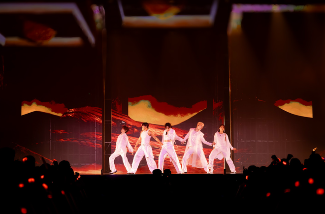 Ca sĩ (S)TRONG Trọng Hiếu: 