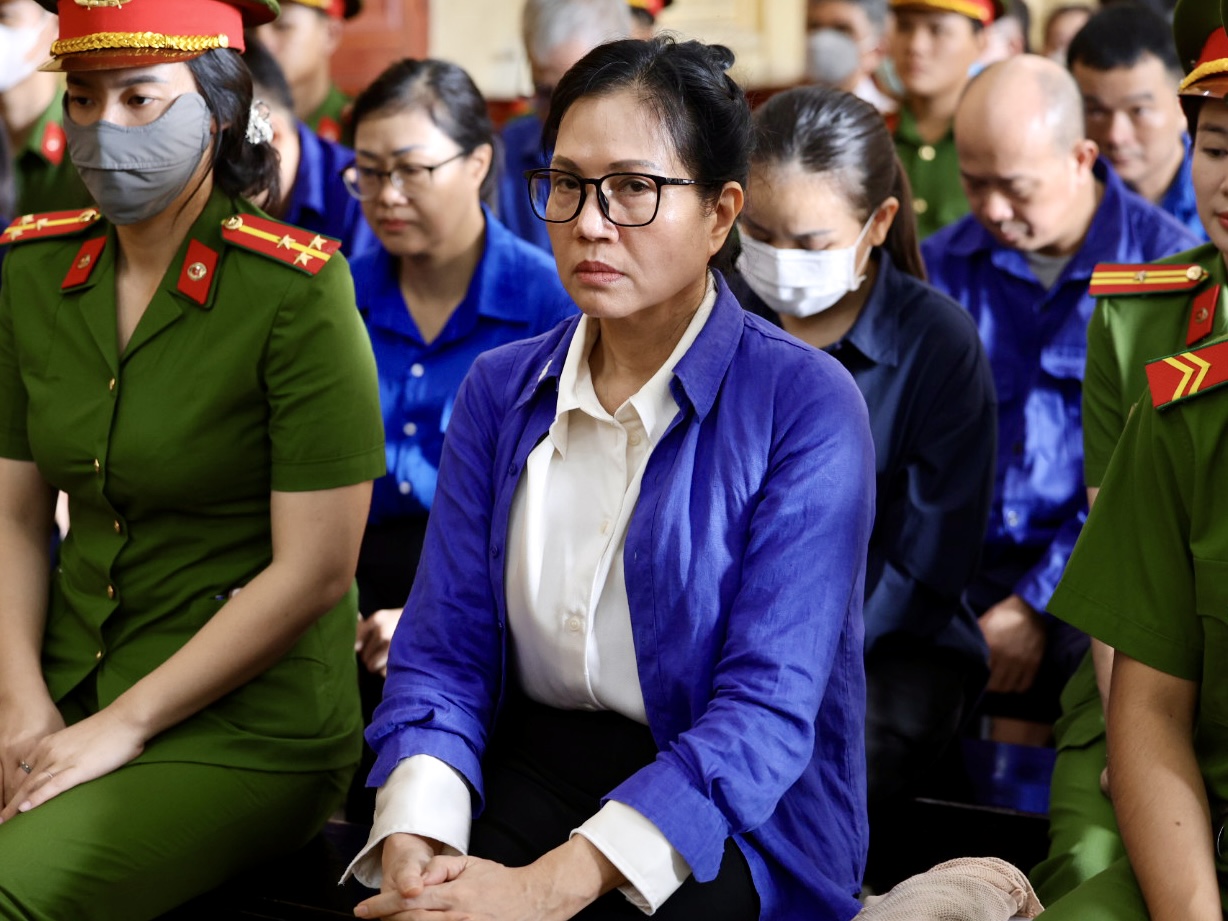 Một câu hỏi của chủ toạ khiến cựu Tổng giám đốc SJC ngượng ngùng- Ảnh 1. Một câu hỏi của chủ toạ khiến cựu Tổng giám đốc SJC ngượng ngùng- Ảnh 1.