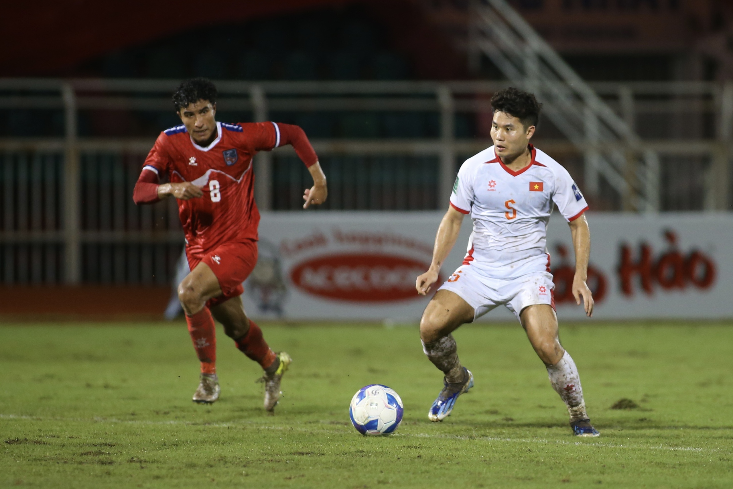 Một vị trí trọng yếu của đội tuyển Việt Nam bị 'đe dọa' mất chỗ: Thầy Kim hé lộ…- Ảnh 1.