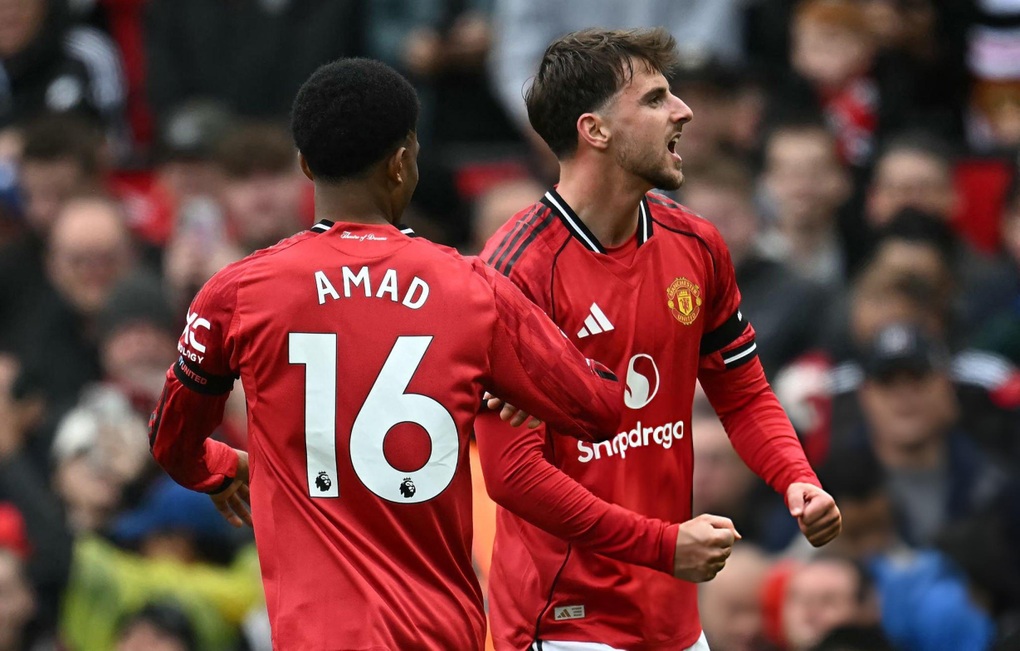 Mount, Sesko tỏa sáng giúp Man Utd đè bẹp Sunderland - 1