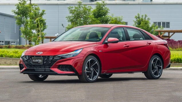 Mua ô tô mới dưới 900 triệu, người Việt không còn 'chuộng' xe sedan hạng C? - Ảnh 1.