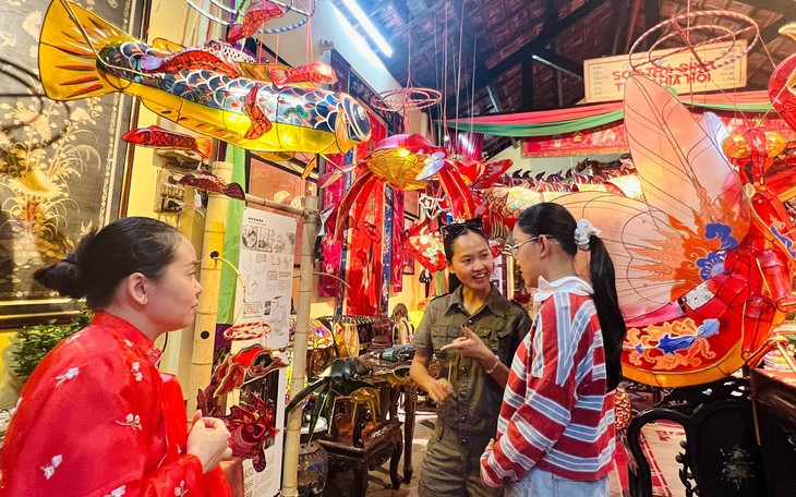 Mùa trăng tròn yêu thương - Ảnh 2.