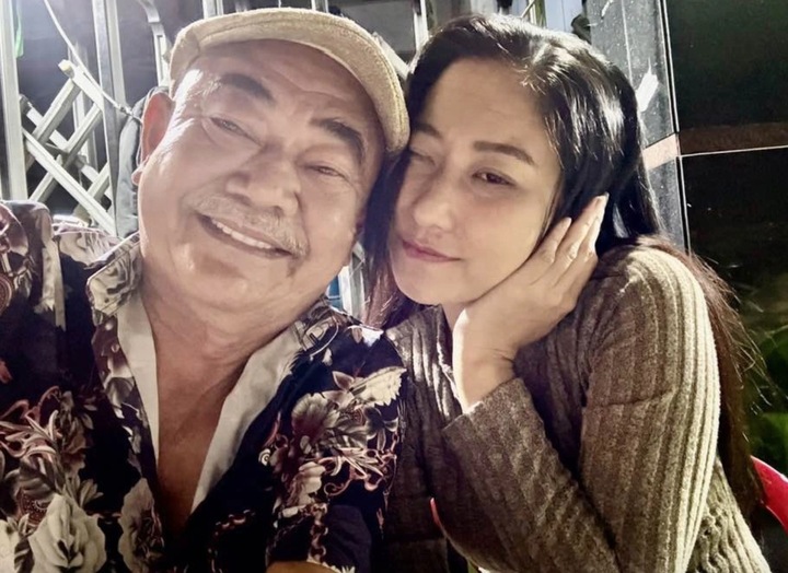 Nam NSND U70 vừa đăng ký kết hôn với bạn gái kém 36 tuổi là ai? - Ảnh 1.