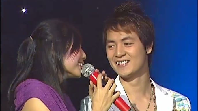 Nam ca sĩ nổi tiếng cùng Thủy Tiên 20 năm trước: Nay giàu sụ, sống hạnh phúc bên mỹ nhân trong biệt thự to đùng 2 Đăng Khôi và Thủy Tiên có sự kết hợp thành công hơn 20 năm trước.